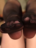 feet 