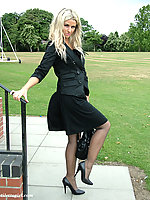 high heels 